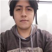 Profesor de Física da clases a escolares y preuniversitarios